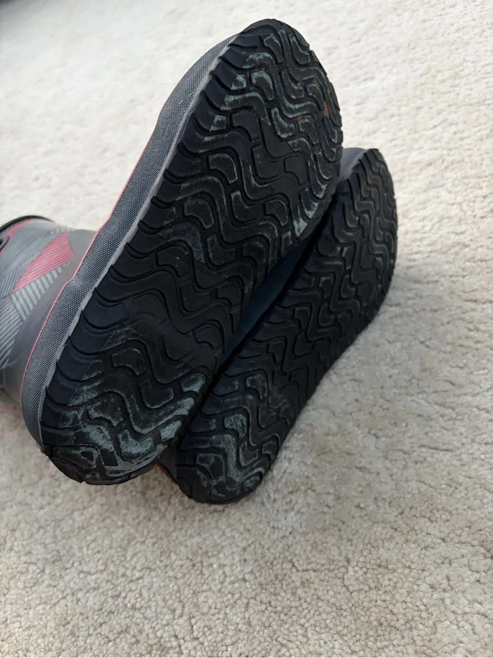 Bogs Big Kid Size Youth 3 Black Red Geometric Rain Snow Pull On Boots